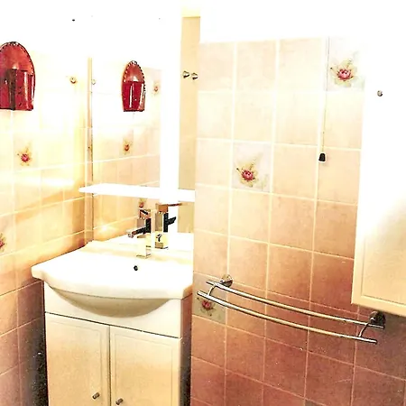 Maison Charmante Avec Vue Sur La Montagne, Prázdninový dům Mostuéjouls