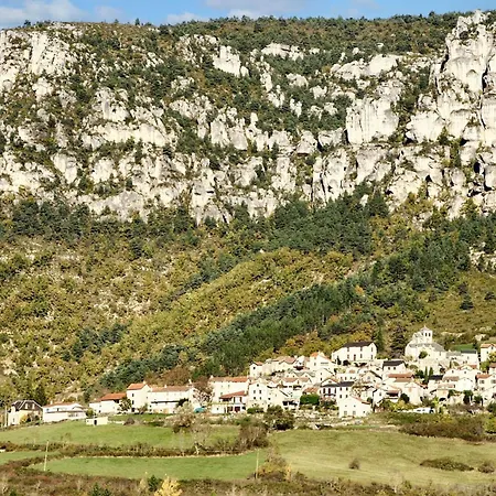 Maison Charmante Avec Vue Sur La Montagne,