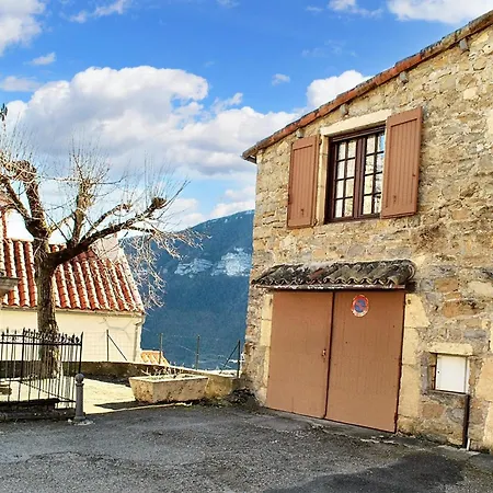 Maison Charmante Avec Vue Sur La Montagne, Mostuéjouls