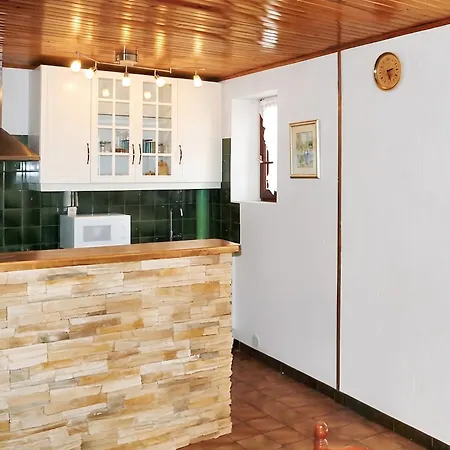 Casa de Férias Maison Charmante Avec Vue Sur La Montagne,
