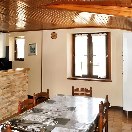 Maison Charmante Avec Vue Sur La Montagne, Casa de Férias *