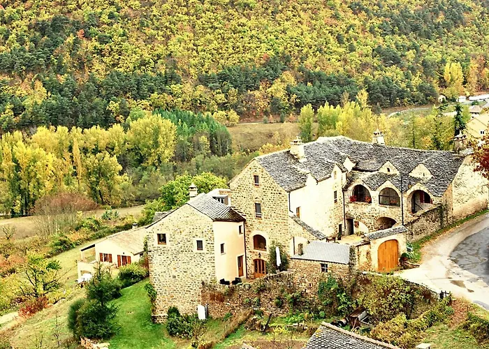 Tatil Evi Maison Charmante Avec Vue Sur La Montagne, Mostuéjouls